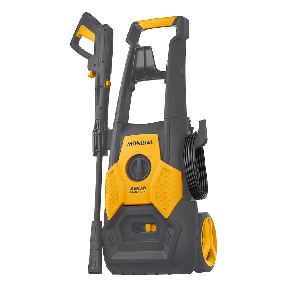 Lavadora de alta pressão Mondial Aqua Power III cinza e amarela, sobre carrinho com rodas grandes