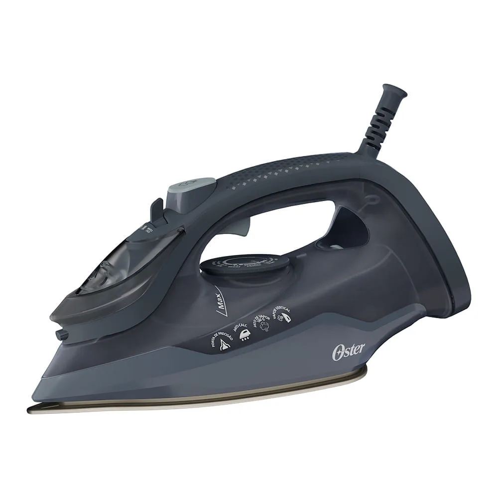 Ferro a vapor Oster Aeroceramic azul-marinho, visto de três quartos